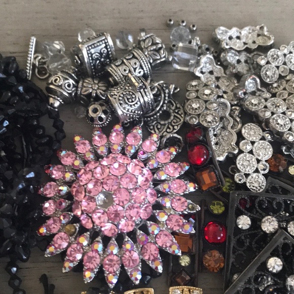 ✨Bundle of Jewelry Pieces for Repurposing - Picture 5 of 6